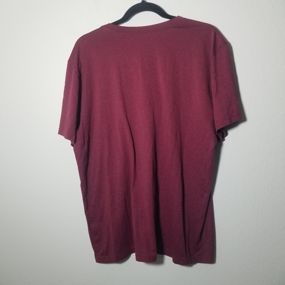 Nike Maroon Graphic Men's T-Shirt - Picture 2 of 2